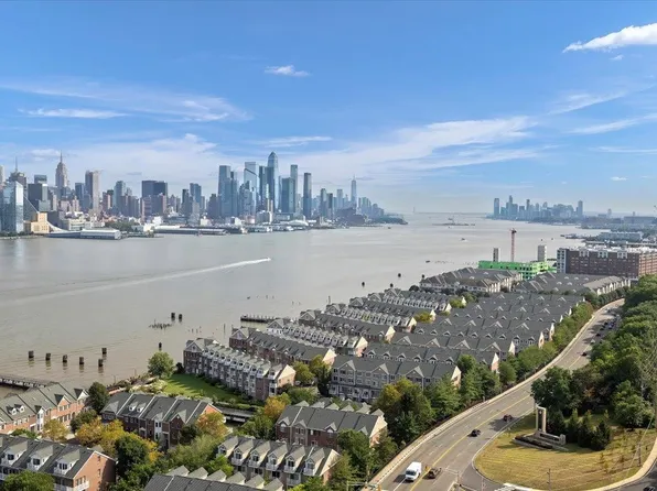 7002 Blvd East image 22 of 22