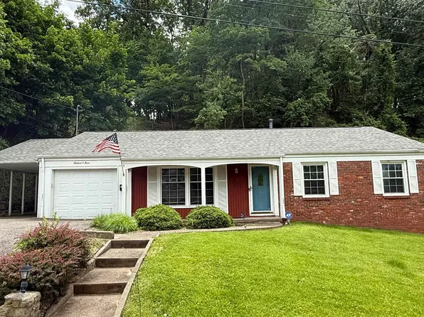 1303 Henry Rd, South Charleston, WV 25303