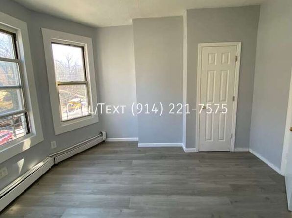 67 Van Cortlandt Park Ave