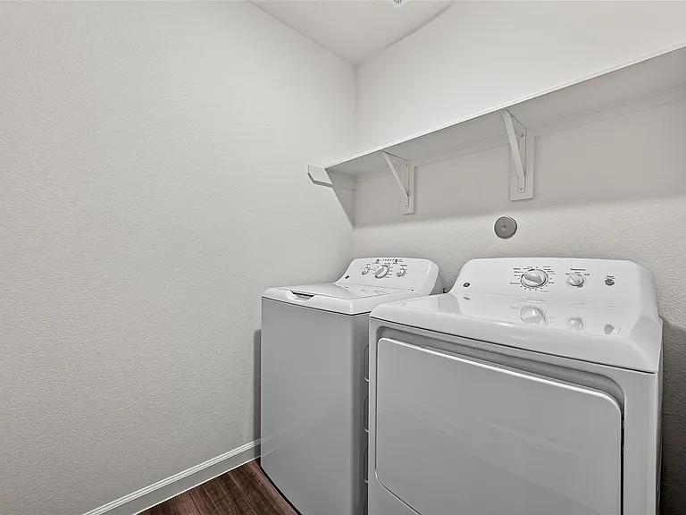 8323 Vacek Crossing Way — Photo 38