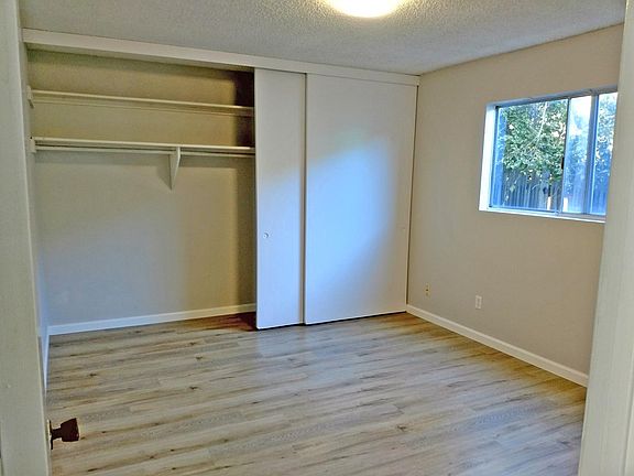 5th image of 4928 Coronado Ave #6