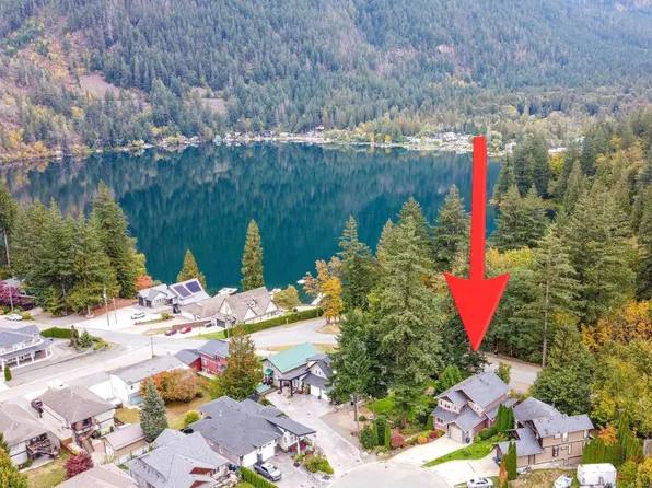 66074 Ogilview Dr, Hope, BC V0X 1L1
