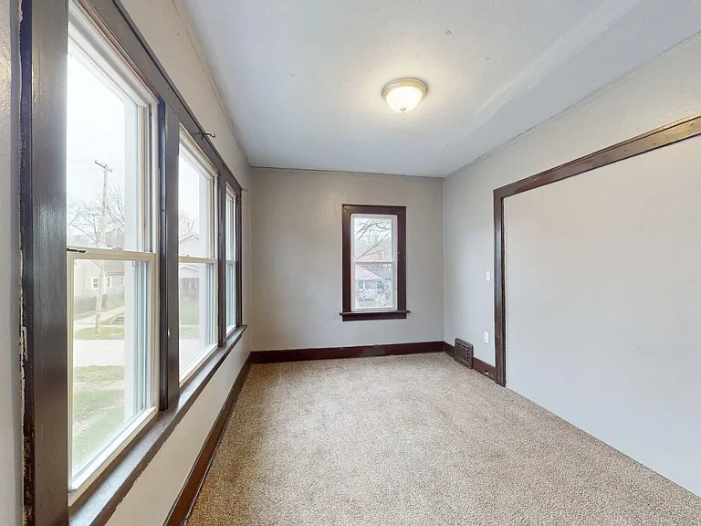 236 Watson St — Photo 27