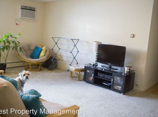 2030 9th St APT 4, Coralville, IA 52241