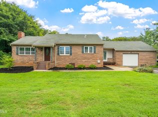3412 Hackberry Rd, Knoxville, TN 37931