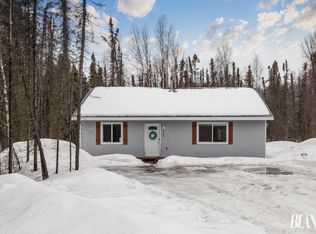 1746 N Kerrylynn Ln, Wasilla, AK 99623
