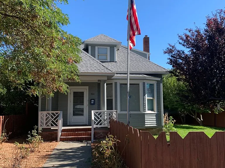 304 S Anderson St — Photo 2