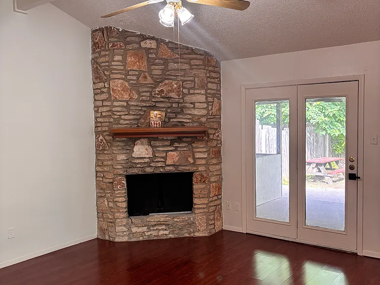 6307 Emerald Forest Dr #B — Photo 10