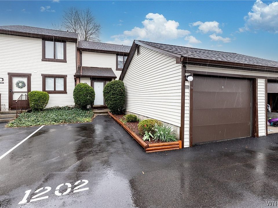 1st image of 1202 Charlesgate Cir