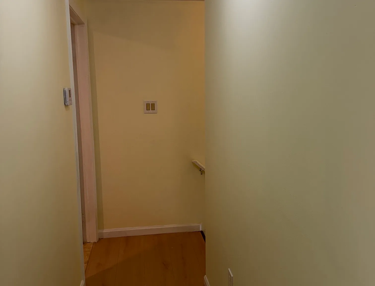 2 bed, 1.5 bath, 990 sqft, $2,700 — Photo 1