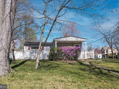 105 County Ave, Maple Shade, NJ, 08052