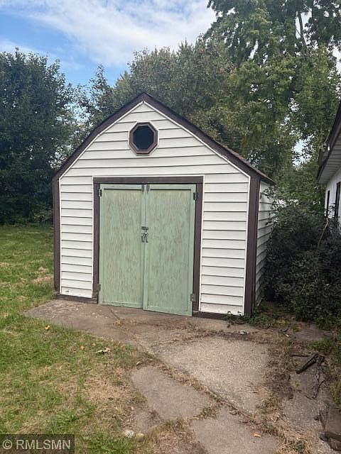 樹の上 7393 Clayton Ave, Inver Grove Heights, MN 55076 | Zillow