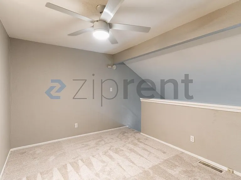 3450 Willowrun Dr #D — Photo 9