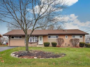 540 Newark Ln, Hoffman Estates, IL 60169