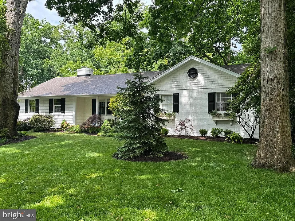 106 Kingsbridge Rd