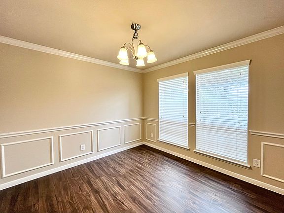Formal dining