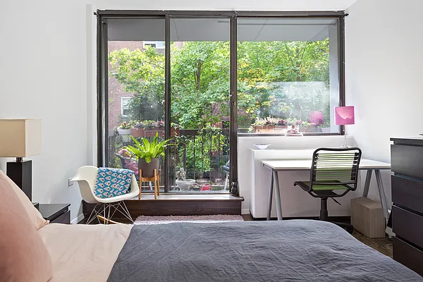 Sold by Compass | media 13