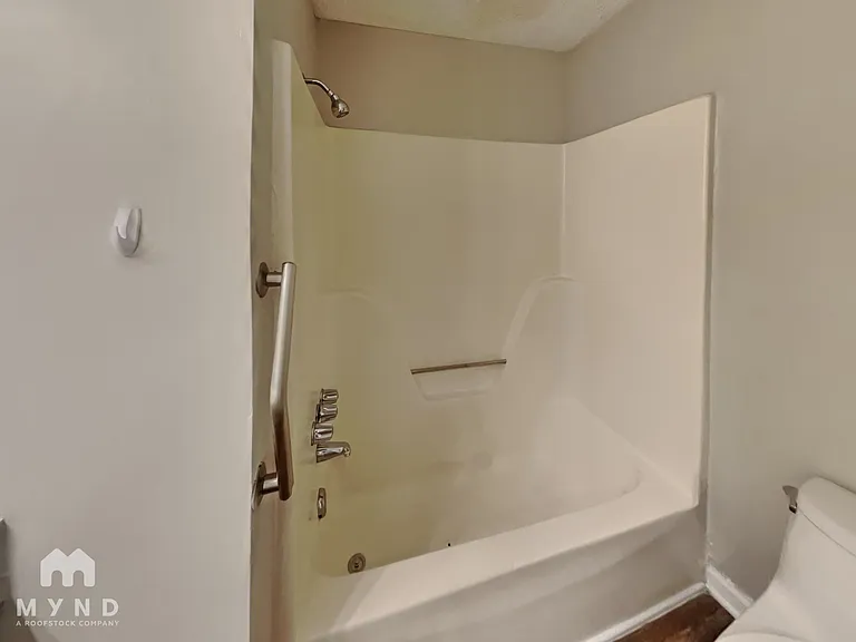 5845 Cheryl Dr — Photo 16