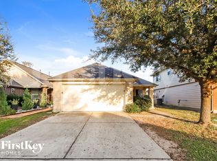 14918 Huntington Willow Ln, Houston, TX 77090