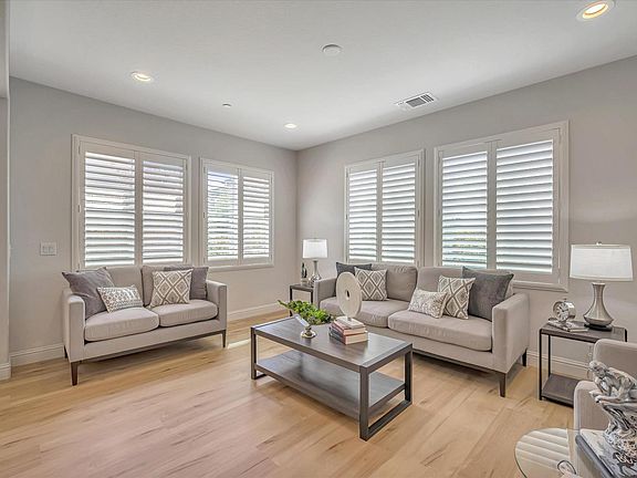 2nd image of 5043 Karrington Road