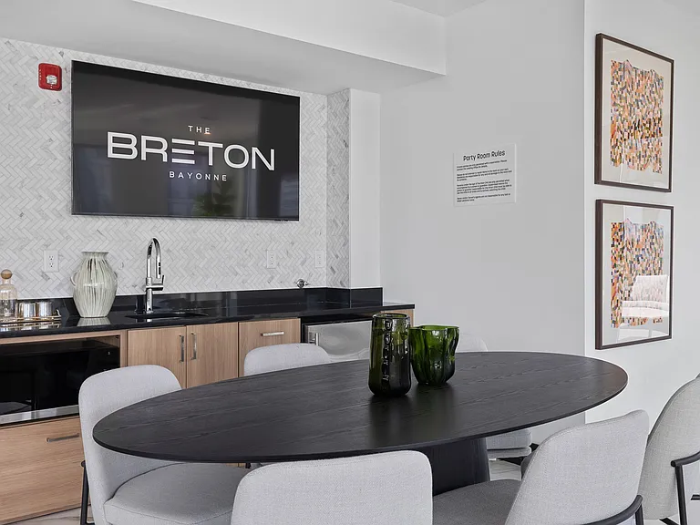 The Breton — Photo 17