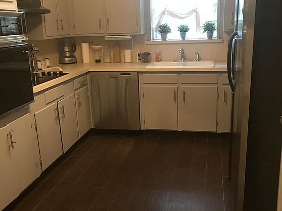 5th image of 3541 Wedgway Dr