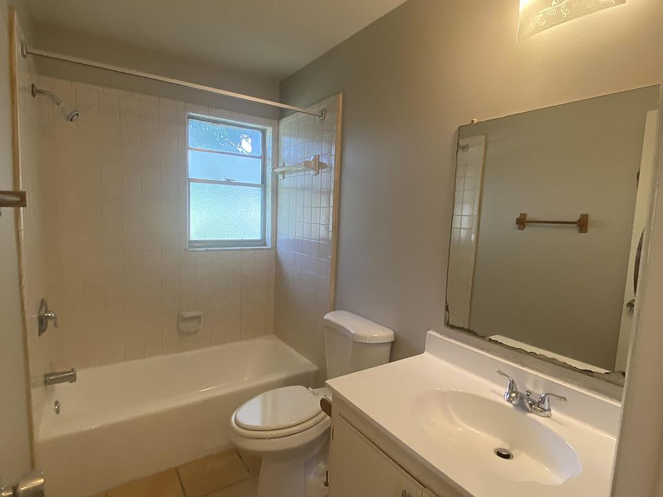 1st image of 11341 Linda Loma Dr APT 2