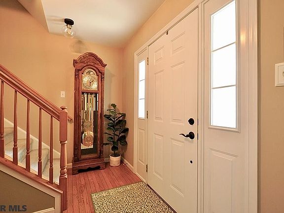 4th image of 720 Tanager Dr