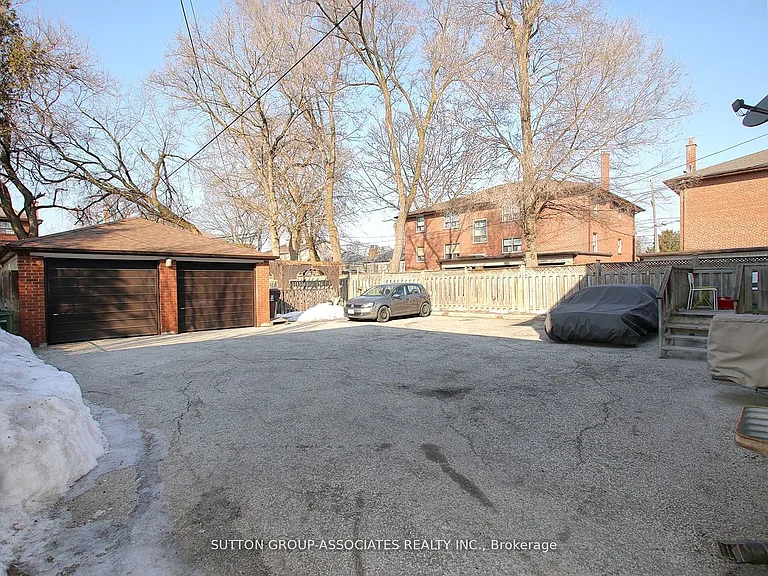 134 Grand Ave #D — Photo 8