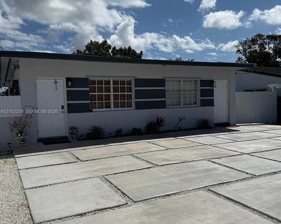 1st image of 831 NW 24th Ave