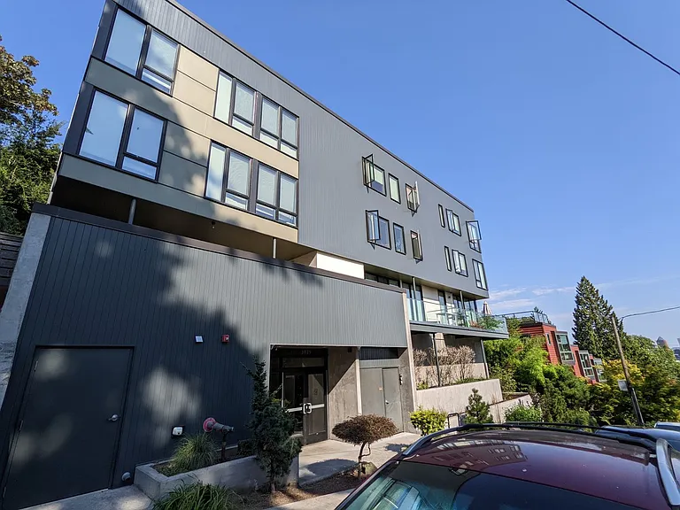 Viewpoint Terrace Apartments — Photo 111