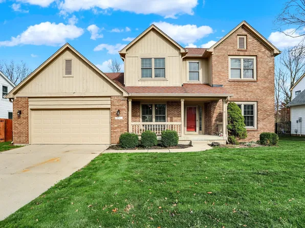11247 Reflection Point Dr, Fishers, IN 46037