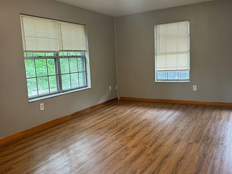2124 Cherokee Pkwy — Photo 6