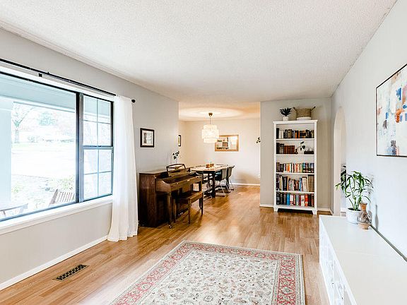 3rd image of 335 College Heights Dr