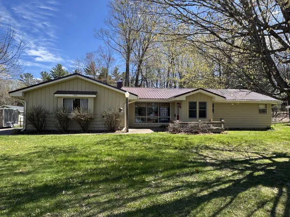 7985 Rainbow Rd, Lake Tomahawk, WI 54539