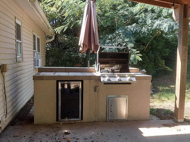 44 Tipperary Dr — Photo 7