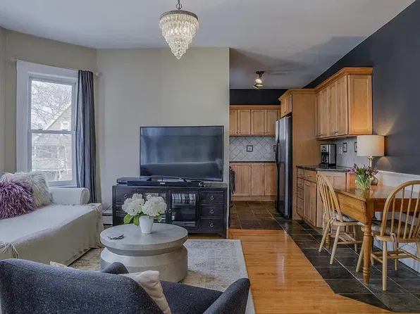 77 Avon St #2, Somerville, MA 02143