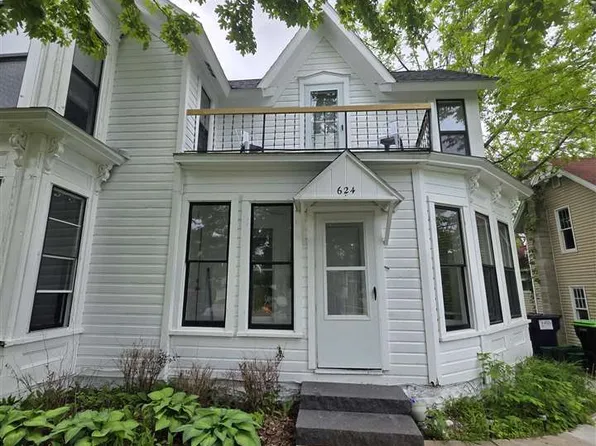 624 Michigan St #4, Petoskey, MI 49770