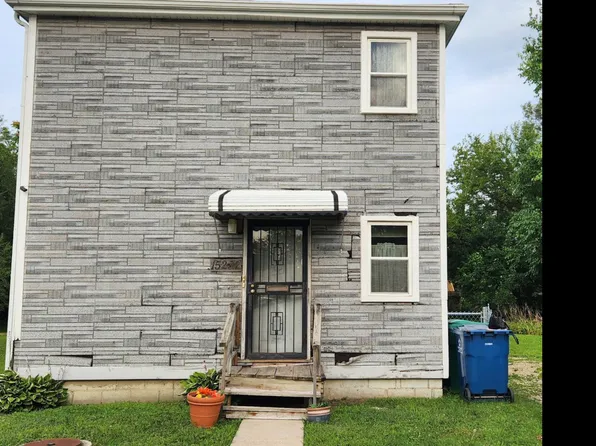 15237 4th Ave, Phoenix, IL 60426