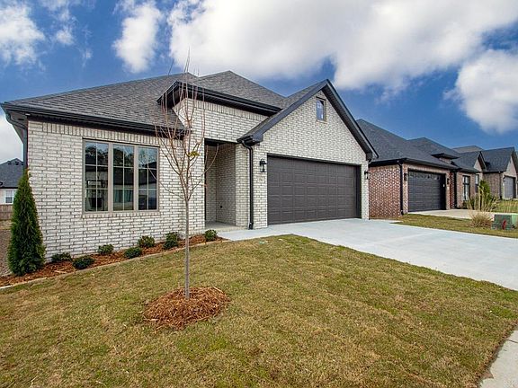 2nd image of 194 Fletcher Ridge Dr
