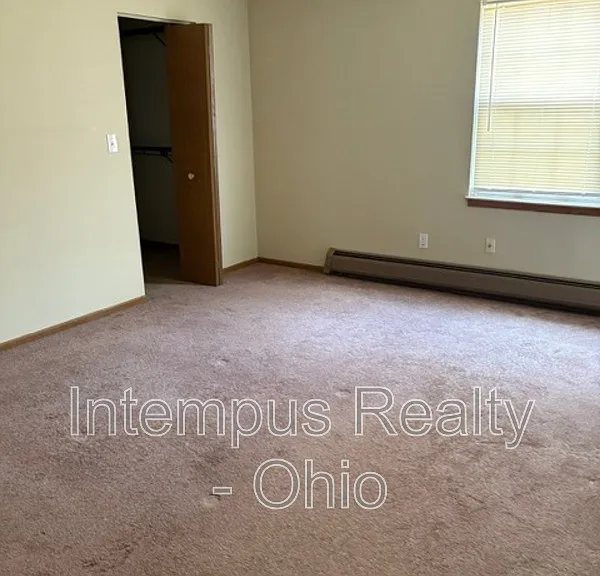 7464 Huntington Dr #1 — Photo 4