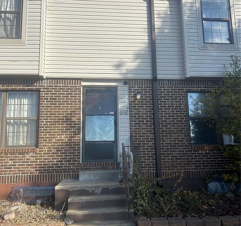 2nd image of 9736 Raintree Village Dr #4A