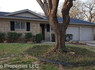 2914 Lynnwood Dr, Arlington, TX