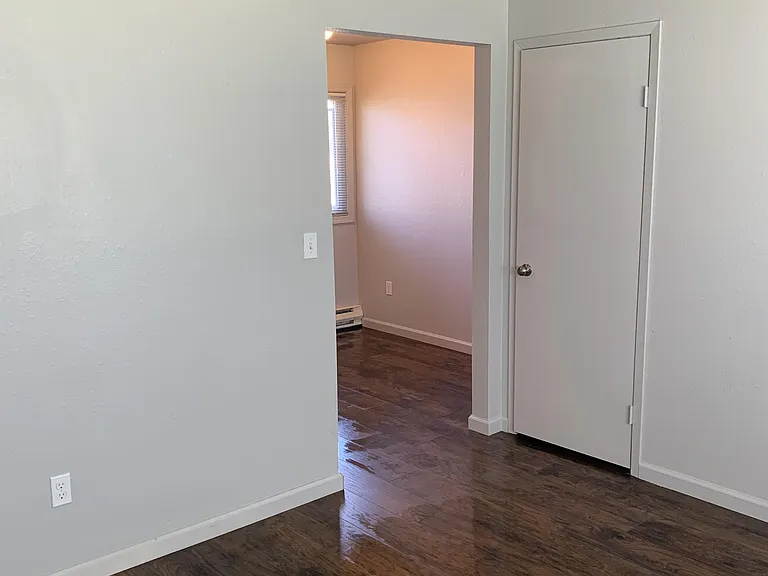 178 Rosewood Dr #B — Photo 7