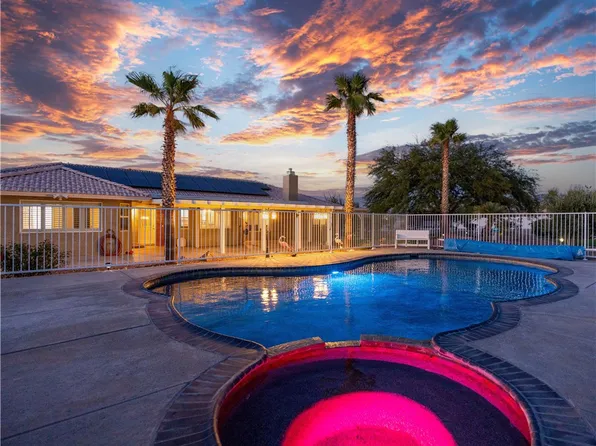 21977 Mojave St, Apple Valley, CA 92308