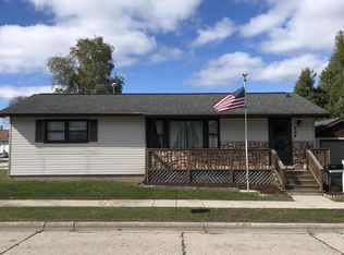 904 Webster St, Two Rivers, WI 54241