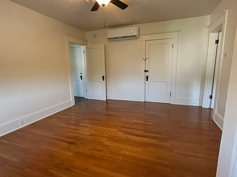 21 N Braddock St #2 — Photo 7