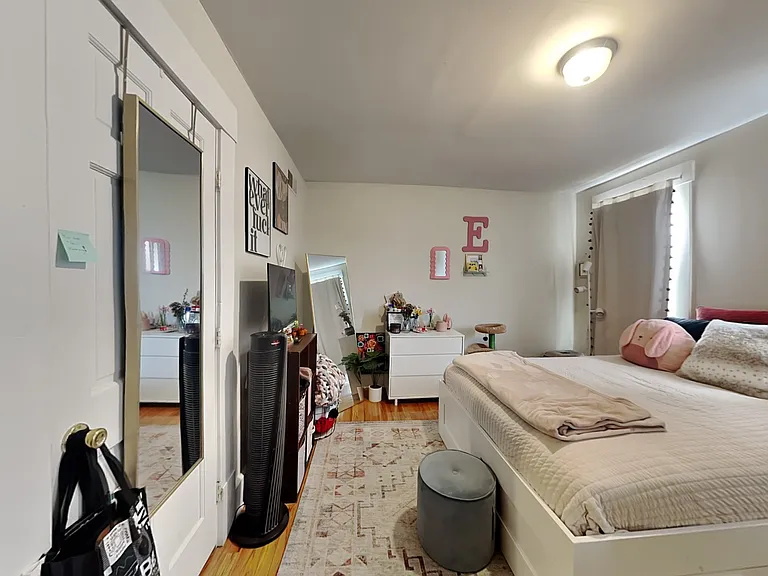 52 Euclid Ave #52 — Photo 11