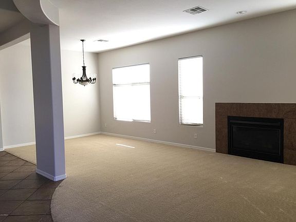 3rd image of 2929 W Donatello Dr