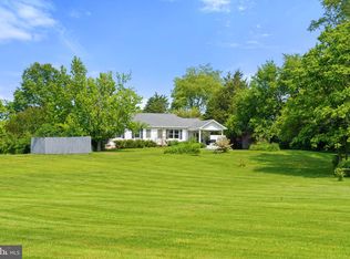 10754 Foxville Farm Rd, Bealeton, VA 22712